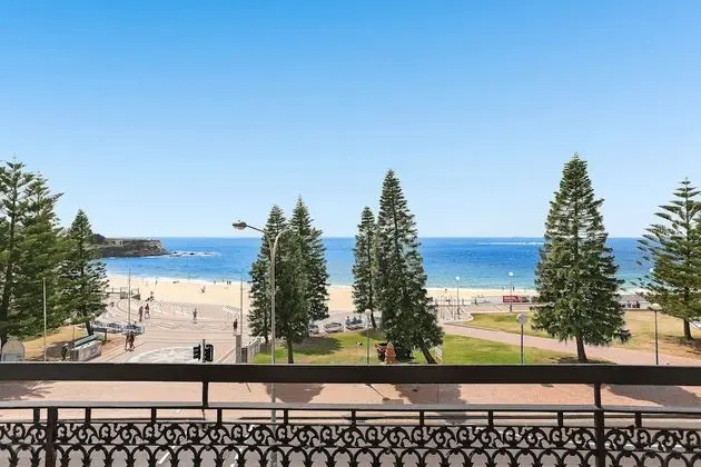 Süit (Sunrise)