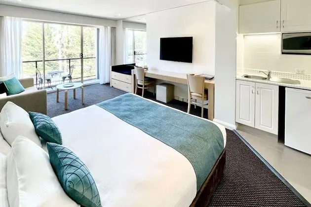Deluxe Stüdyo, Balkon, Kısmi Deniz Manzarası