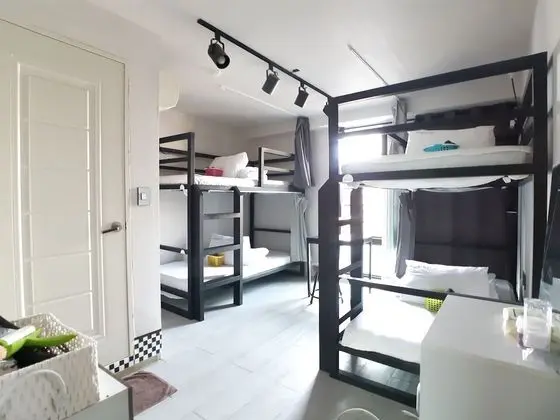 Ortak Ranzalı Oda, Sadece kadınlar için
