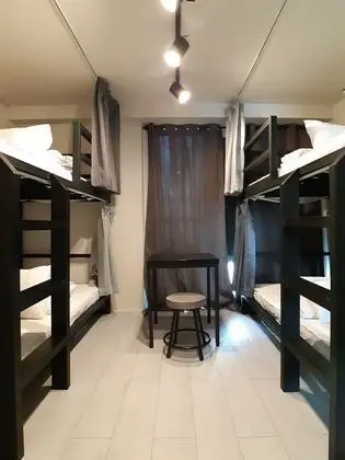 Ortak Ranzalı Oda, Sadece kadınlar için