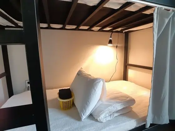 Ortak Ranzalı Oda, Sadece kadınlar için