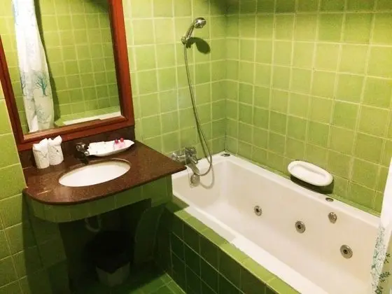 Deluxe Tek Büyük Yataklı Oda, Balkon, Denize Sıfır