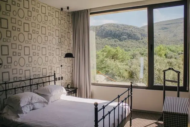 Tek Büyük Yataklı Oda