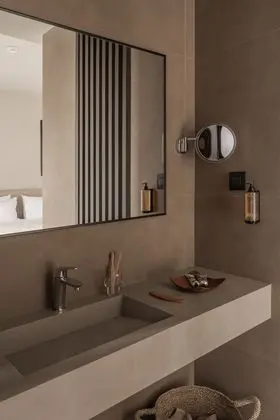 Suite with Private Pool