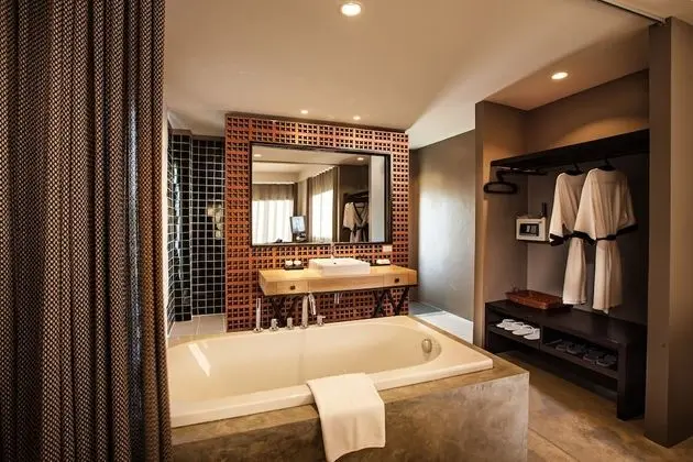 Cool Suite