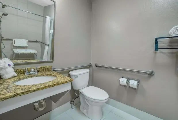 Standard Oda, 2 Çift Kişilik Yatak, Engellilere Uygun, Sigara İçilebilir