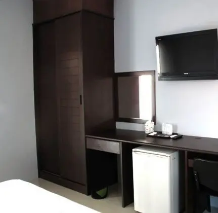 Standard Tek Büyük Yataklı Oda