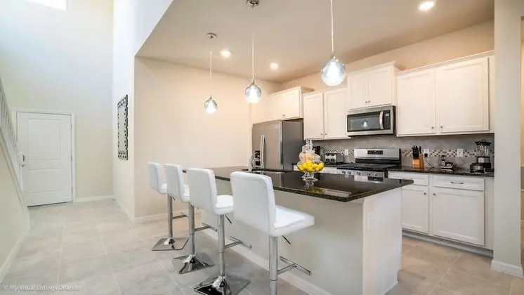 Villa (5445 Luxury 6 Bedroom 4.Bath  Home Wi)
