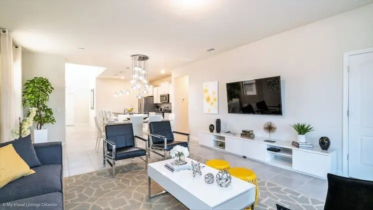 Villa (5445 Luxury 6 Bedroom 4.Bath  Home Wi)
