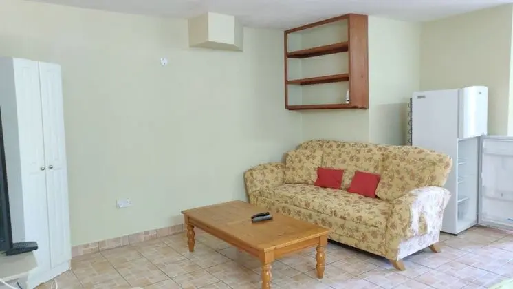 Luxury Apart Daire, 1 Yatak Odası, Küçük Mutfak, Avlu Manzaralı