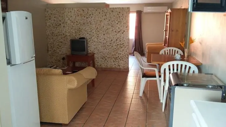 Luxury Apart Daire, 1 Yatak Odası, Küçük Mutfak, Avlu Manzaralı