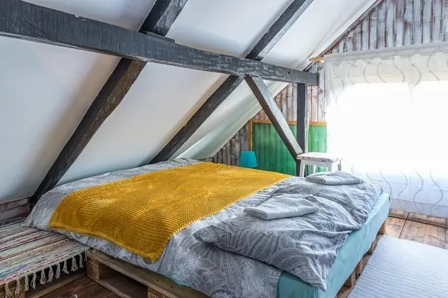 Family Ev, 1 Çift Kişilik Yatak ve Çekyat, Bahçeli (Cool Shack Premar With Wi-Fi & Smart)