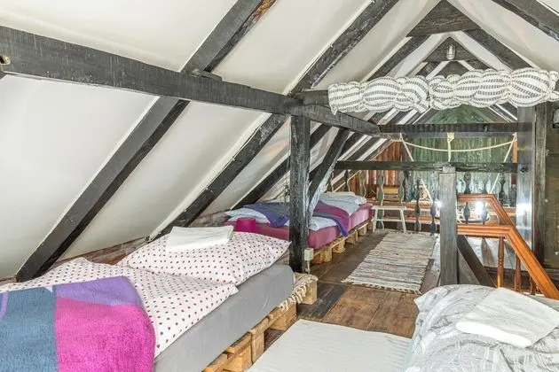 Family Ev, 1 Çift Kişilik Yatak ve Çekyat, Bahçeli (Cool Shack Premar With Wi-Fi & Smart)