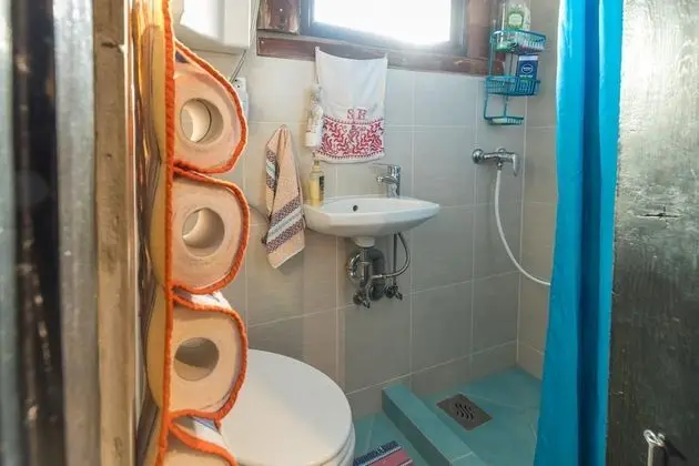 Family Ev, 1 Çift Kişilik Yatak ve Çekyat, Bahçeli (Cool Shack Premar With Wi-Fi & Smart)