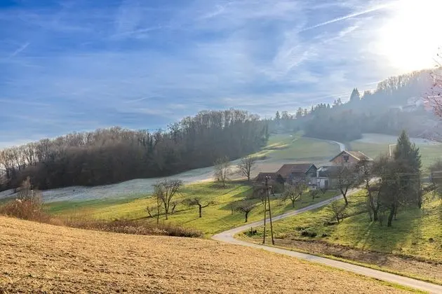 Family Ev, 1 Çift Kişilik Yatak ve Çekyat, Bahçeli (Cool Shack Premar With Wi-Fi & Smart)