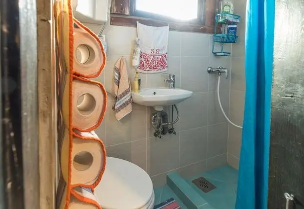 Family Ev, 1 Çift Kişilik Yatak ve Çekyat, Bahçeli (Cool Shack Premar With Wi-Fi & Smart)