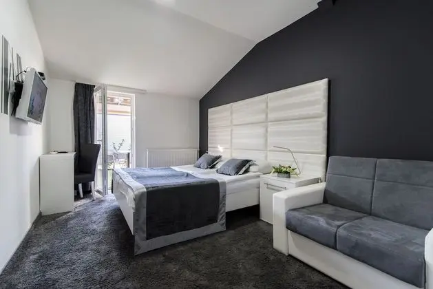 Tek Büyük Yataklı Oda