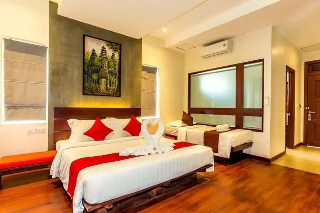 Deluxe Üç Kişilik Oda, Balkon