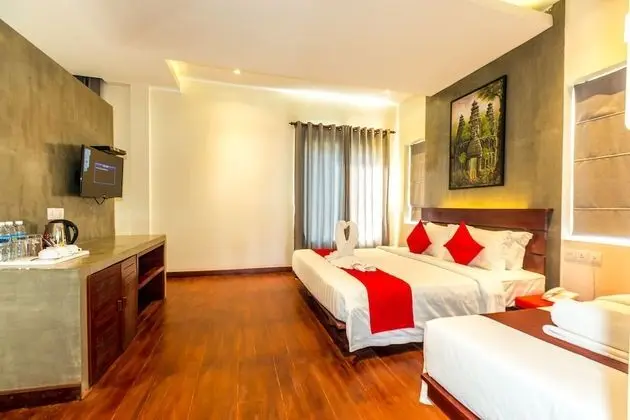 Deluxe Üç Kişilik Oda, Balkon