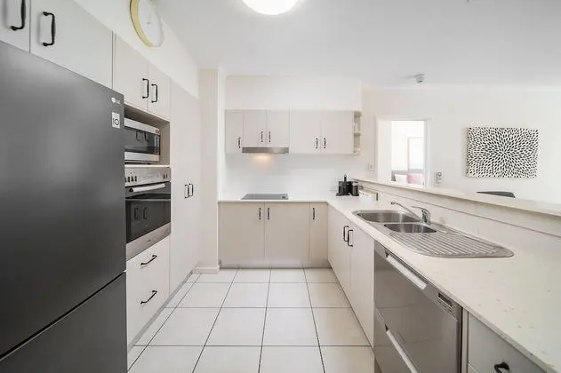 Standard Apart Daire, Birden Çok Yatak Odası, Sigara İçilmez, Mutfak