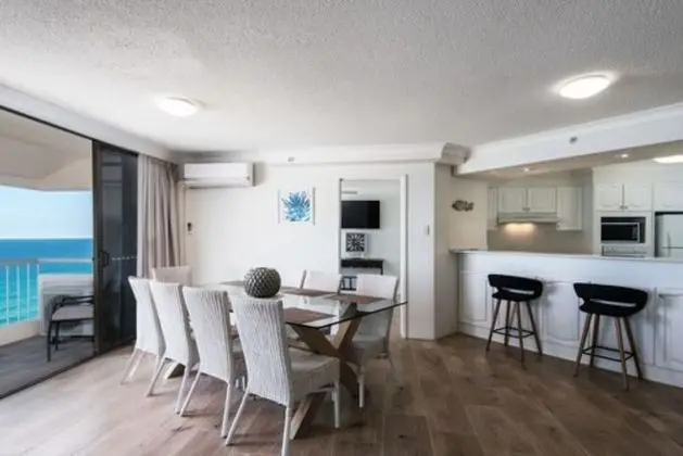 Çatı Katı Süiti (Penthouse)