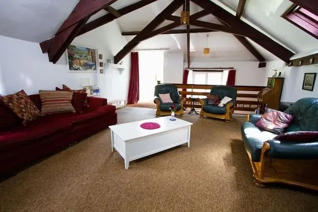 Traditional Kır Evi