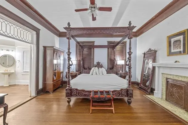 Süit, 1 En Büyük (King) Boy Yatak, Sigara İçilmez