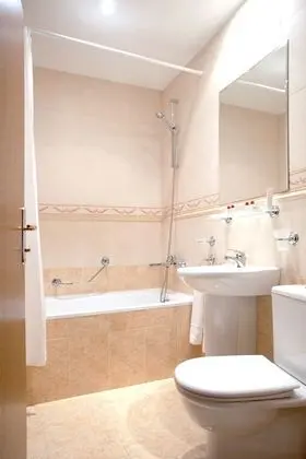 Deluxe Büyük Yataklı Tek Kişilik Oda