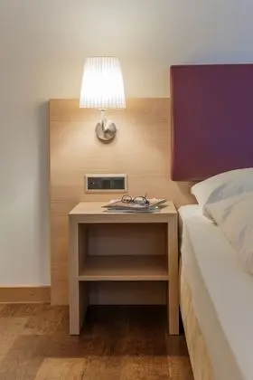 Comfort Büyük Yataklı Tek Kişilik Oda