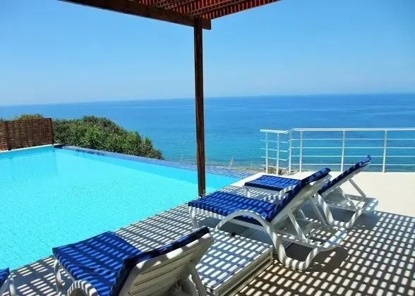 Villa, 4 Yatak Odası, Balkon