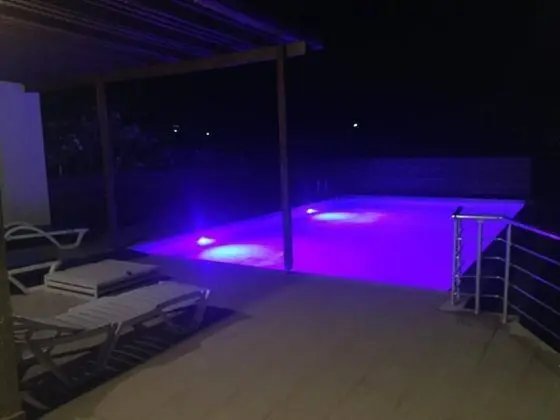 Villa, 4 Yatak Odası, Balkon