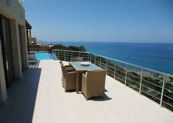 Villa, 4 Yatak Odası, Balkon