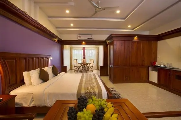 Premium Plantation Room