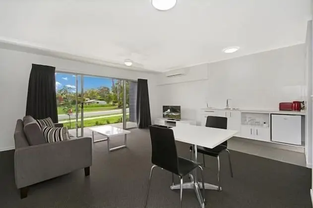 Luxury Süit, 1 Yatak Odası, Sigara İçilmez, Balkon (Luxury Queen Apartment)