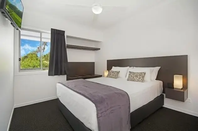 Luxury Süit, 1 Yatak Odası, Sigara İçilmez, Balkon (Luxury Queen Motel Room)
