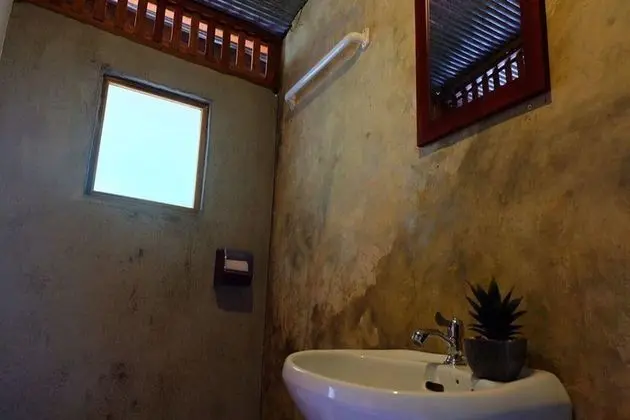 Standard Air Room