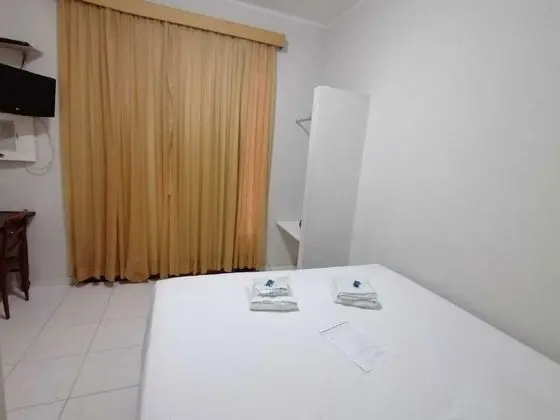 Standard Tek Büyük veya İki Ayrı Yataklı Oda, 1 Çift Kişilik veya 2 Tek Kişilik Yatak