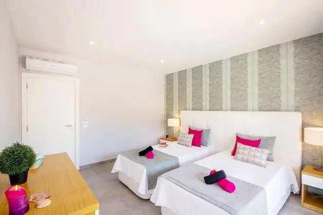 Villa, 4 Yatak Odası, Kişiye Özel Havuzlu, Deniz Manzaralı