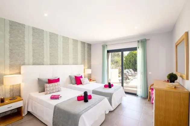 Villa, 4 Yatak Odası, Kişiye Özel Havuzlu, Deniz Manzaralı