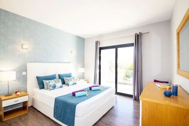 Villa, 4 Yatak Odası, Kişiye Özel Havuzlu, Deniz Manzaralı