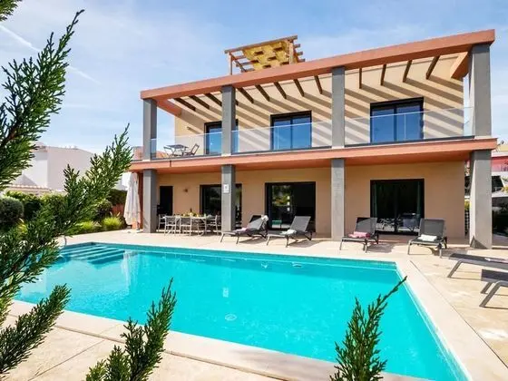 Villa, 4 Yatak Odası, Kişiye Özel Havuzlu, Deniz Manzaralı