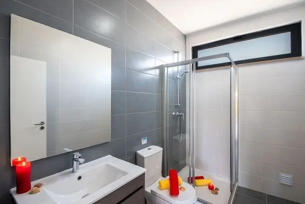 Villa, 4 Yatak Odası, Kişiye Özel Havuzlu, Deniz Manzaralı