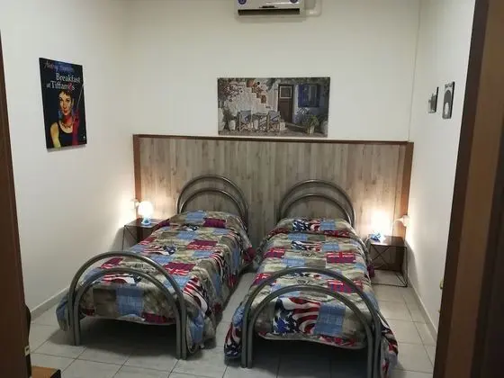 Classic Tek Büyük veya İki Ayrı Yataklı Oda, Banyolu/Duşlu