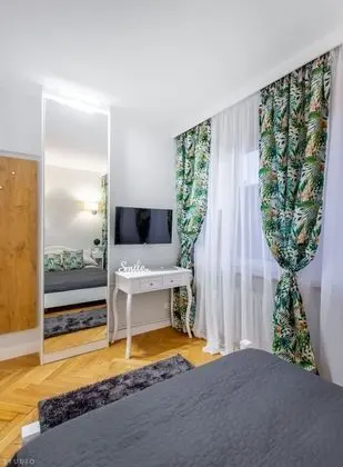 Apart Daire, 1 Çift Kişilik Yatak ve Çekyat, Sigara İçilmez