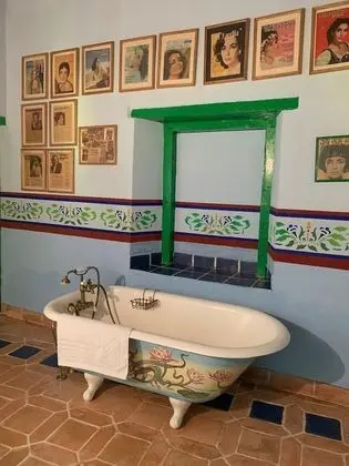 Classic Tek Büyük Yataklı Oda