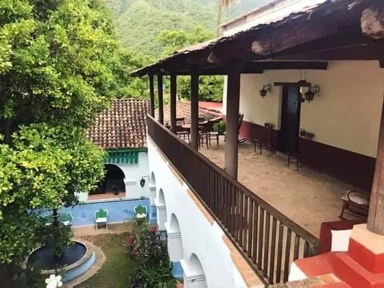 Exclusive Üç Kişilik Oda