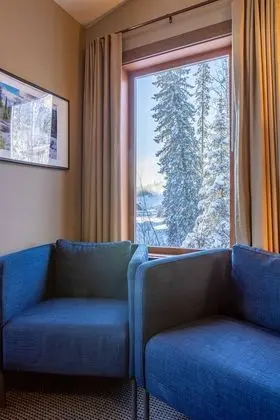 Deluxe Oda, Sigara İçilmez, Dağ Yamacı