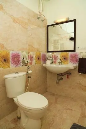 Premium Tek Büyük Yataklı Oda