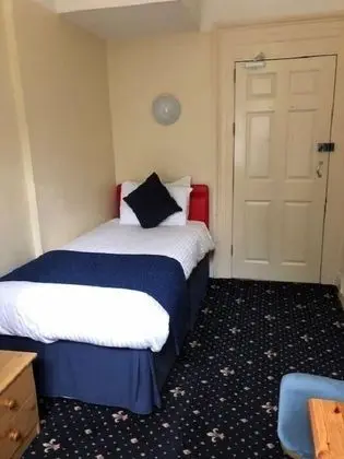 Tek Kişilik Oda (with Private Bathroom)