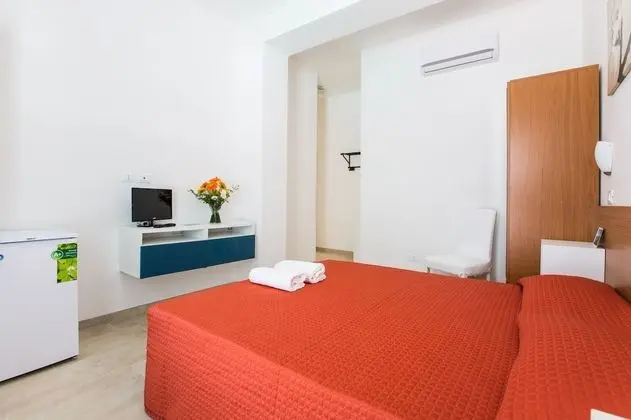 Tek Büyük Yataklı Oda, Balkon